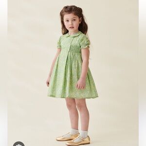 La Coqueta Green floral Arcadia girls dress hand smocked size 4